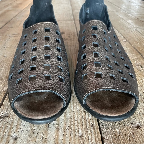 Arche Drick Slip On Brown Bronze Leather Sandal Flat Open Toe Laser Cut Sz39 US8 - Picture 7 of 11